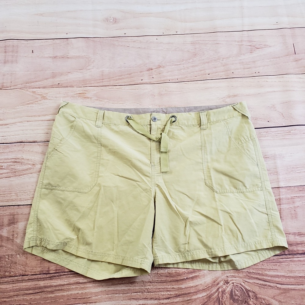 Columbia Shorts Womens Extra Large Yellow Chino Mid Rise Hiking Outdoors Ladies